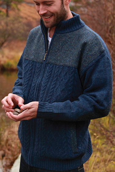 Carraig Donn Irish Wool Sweater - Charcoal Gray (Select Size:: Small)